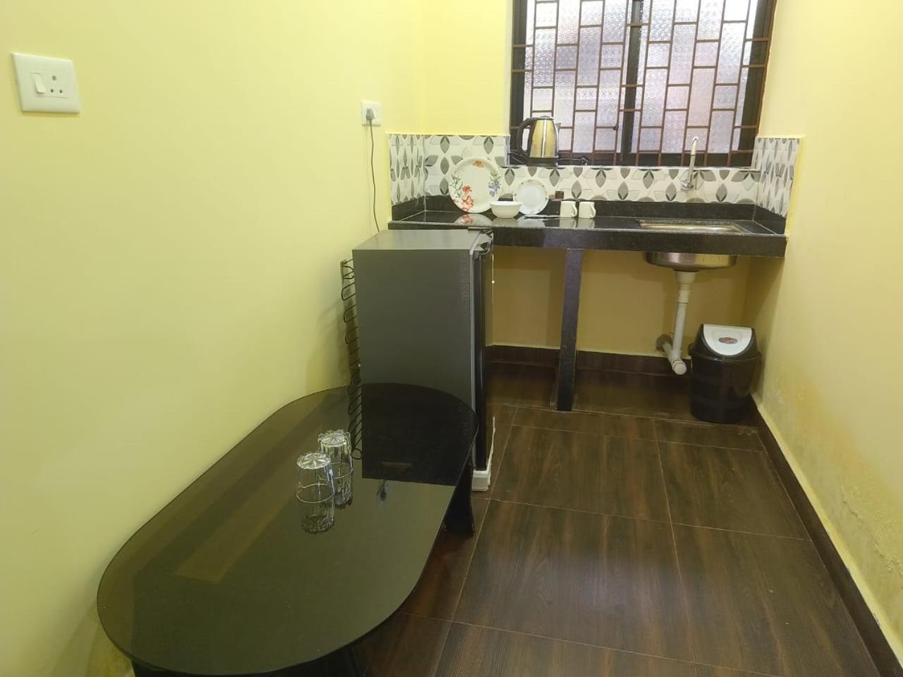 One Love Guest House Морджим Екстериор снимка