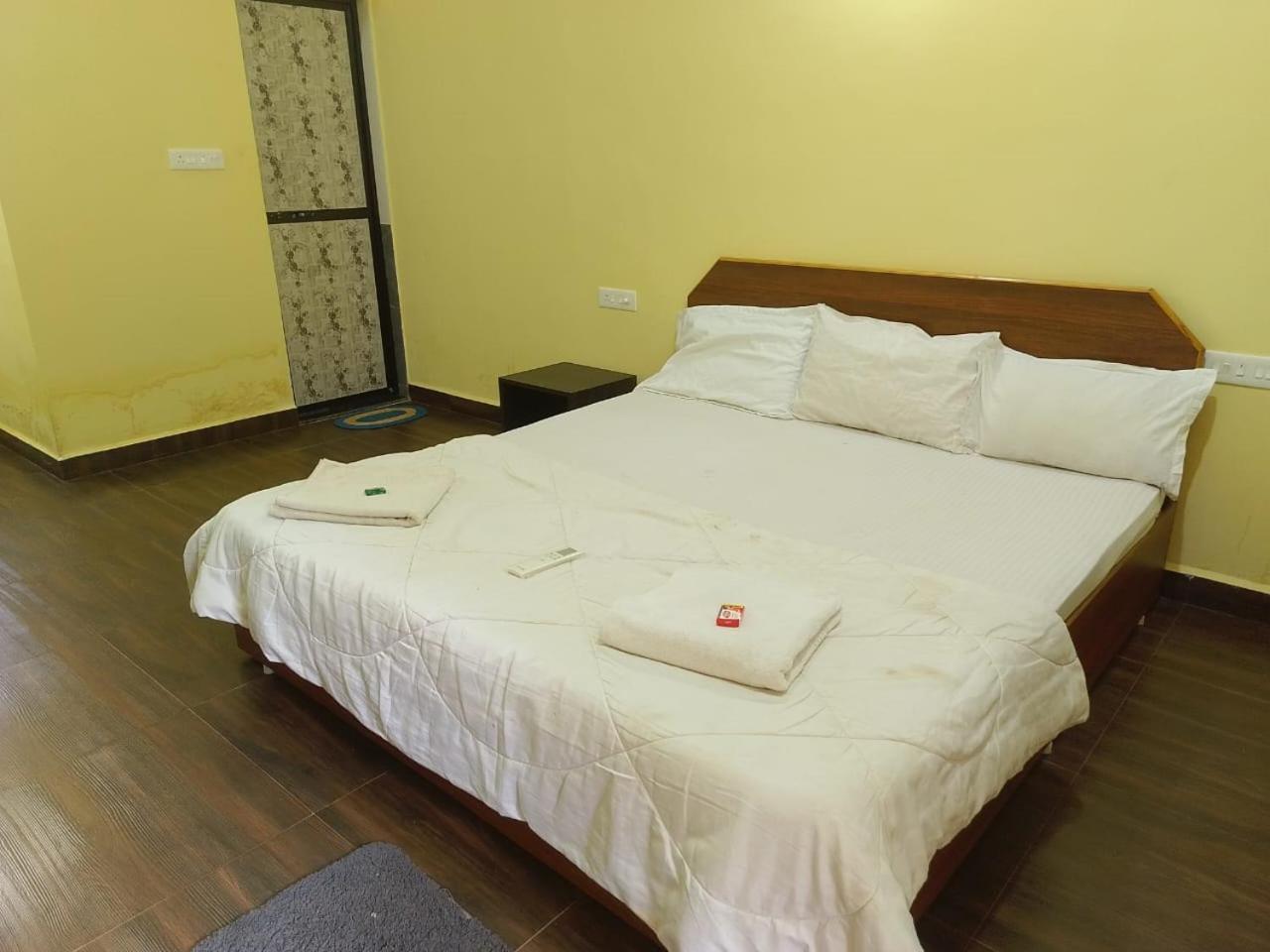 One Love Guest House Морджим Екстериор снимка
