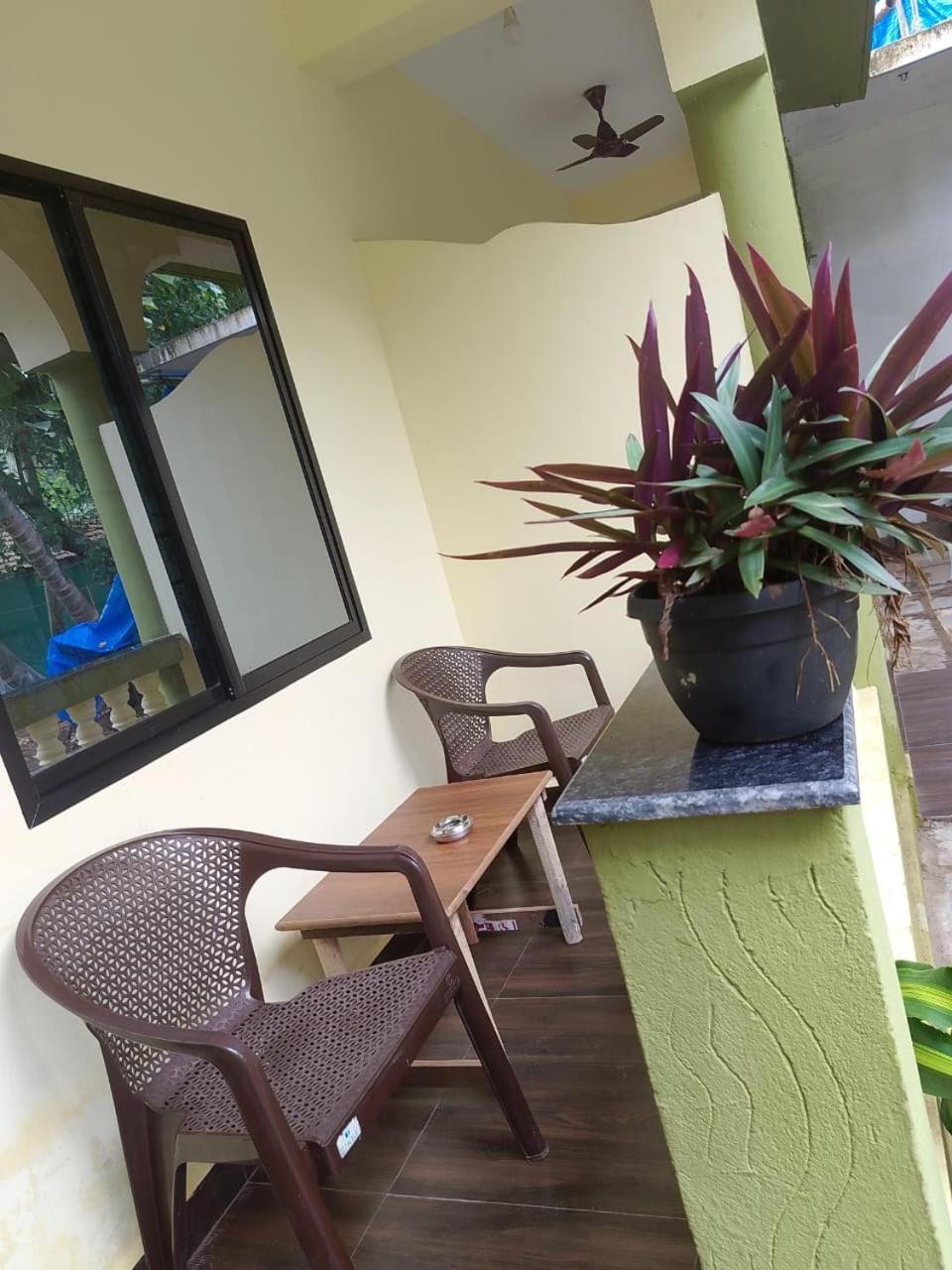 One Love Guest House Морджим Екстериор снимка