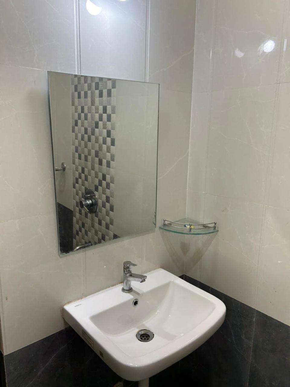 One Love Guest House Морджим Екстериор снимка