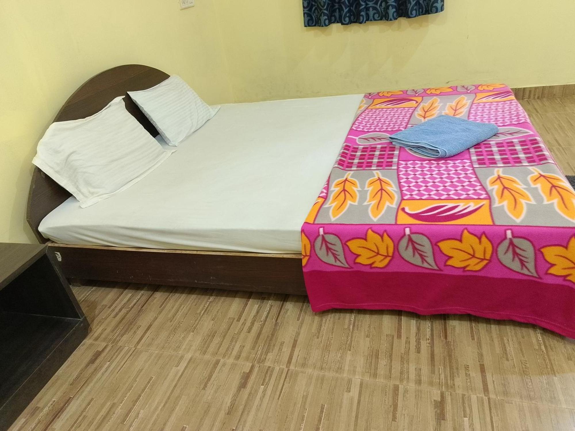 One Love Guest House Морджим Екстериор снимка