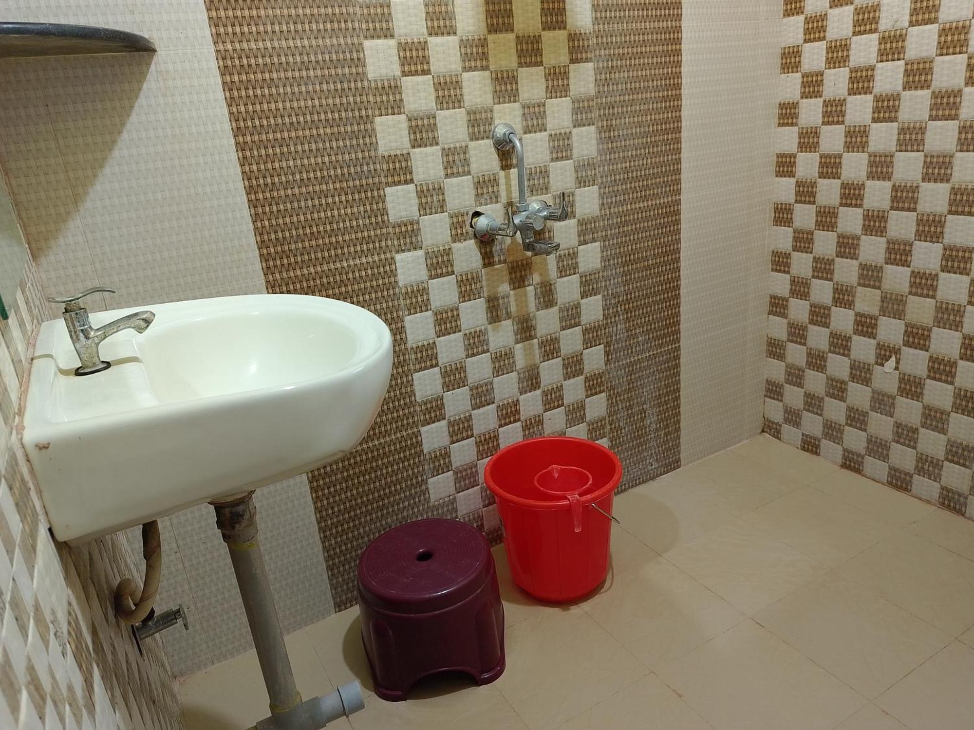 One Love Guest House Морджим Екстериор снимка